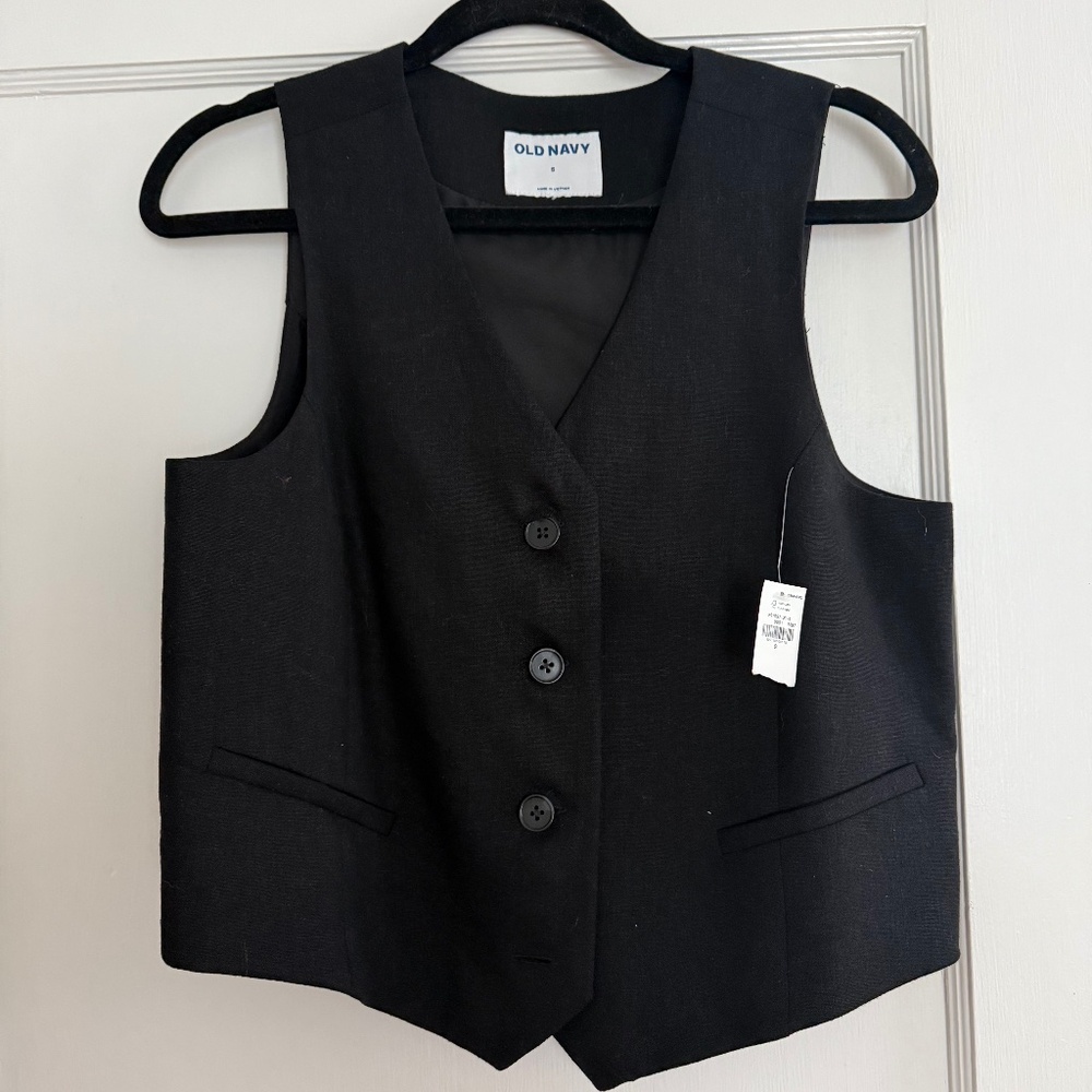 Old navy linen vest